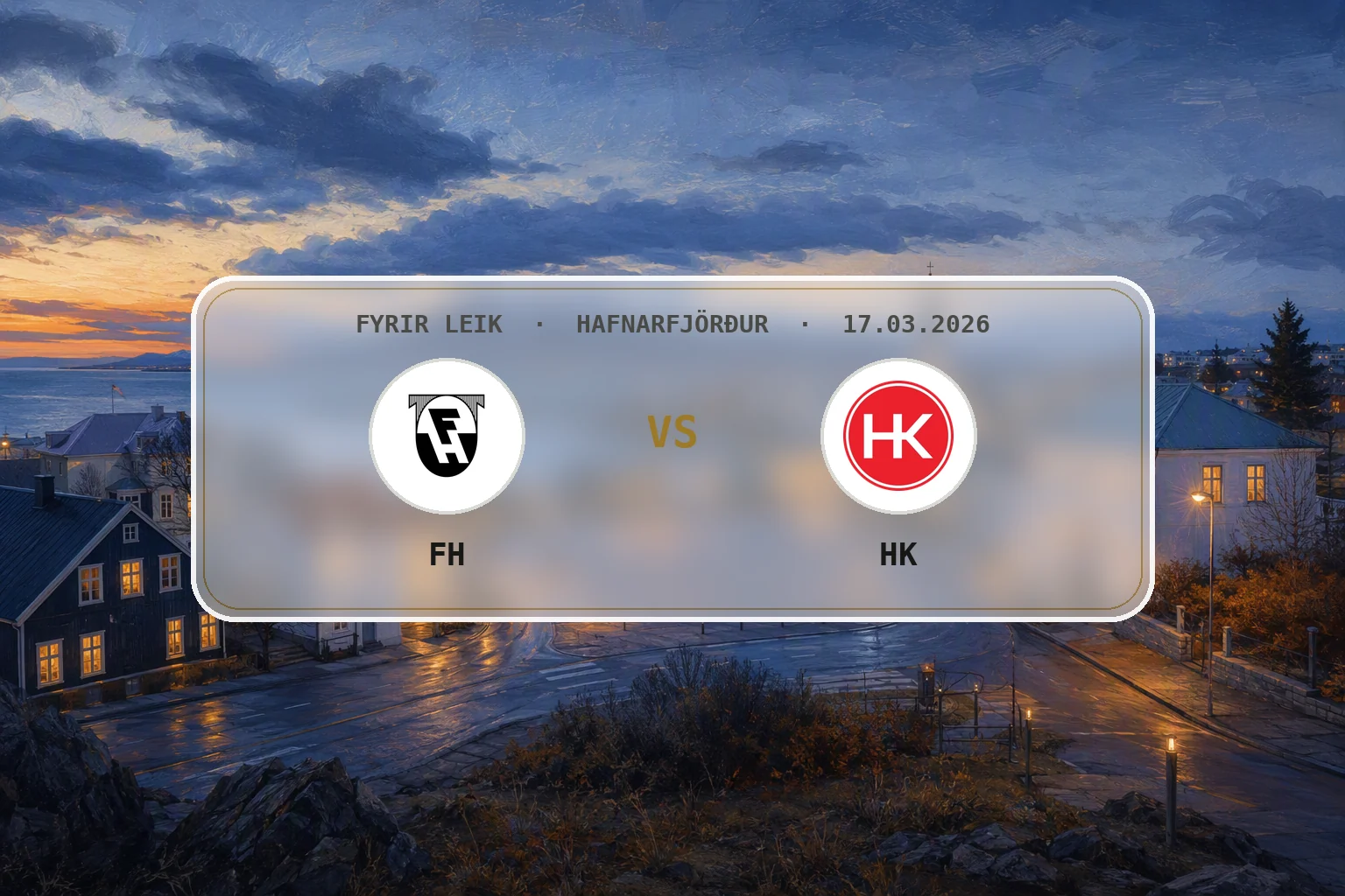 Kvöldsýn yfir Hafnarfjörð með bæjarljósum, hafi og fjöllum í bakgrunni.
