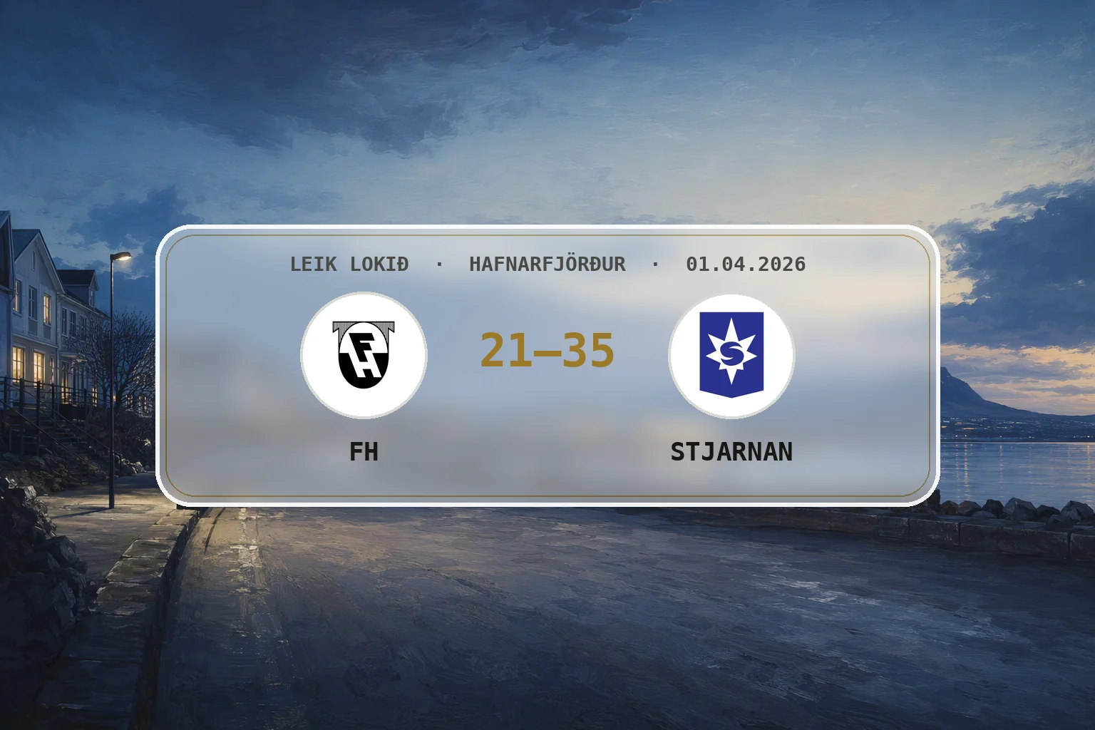 Rólegt blágrátt kvöld yfir Hafnarfirði eftir leik FH og Stjörnunnar.