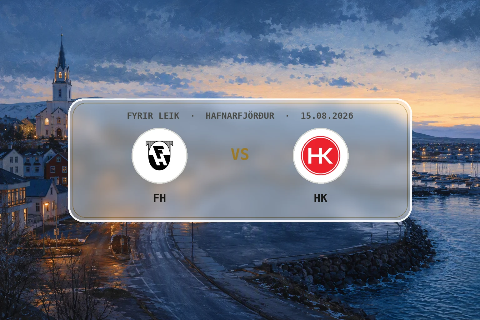 Hafnarfjörður á björtum sumardegi með höfnina og bæinn í forgrunni.