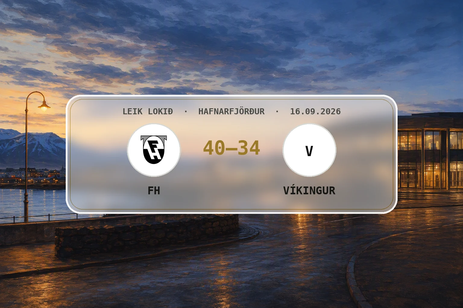 Hafnarfjörður í hlýrri kvöldbirtu eftir sigur FH.