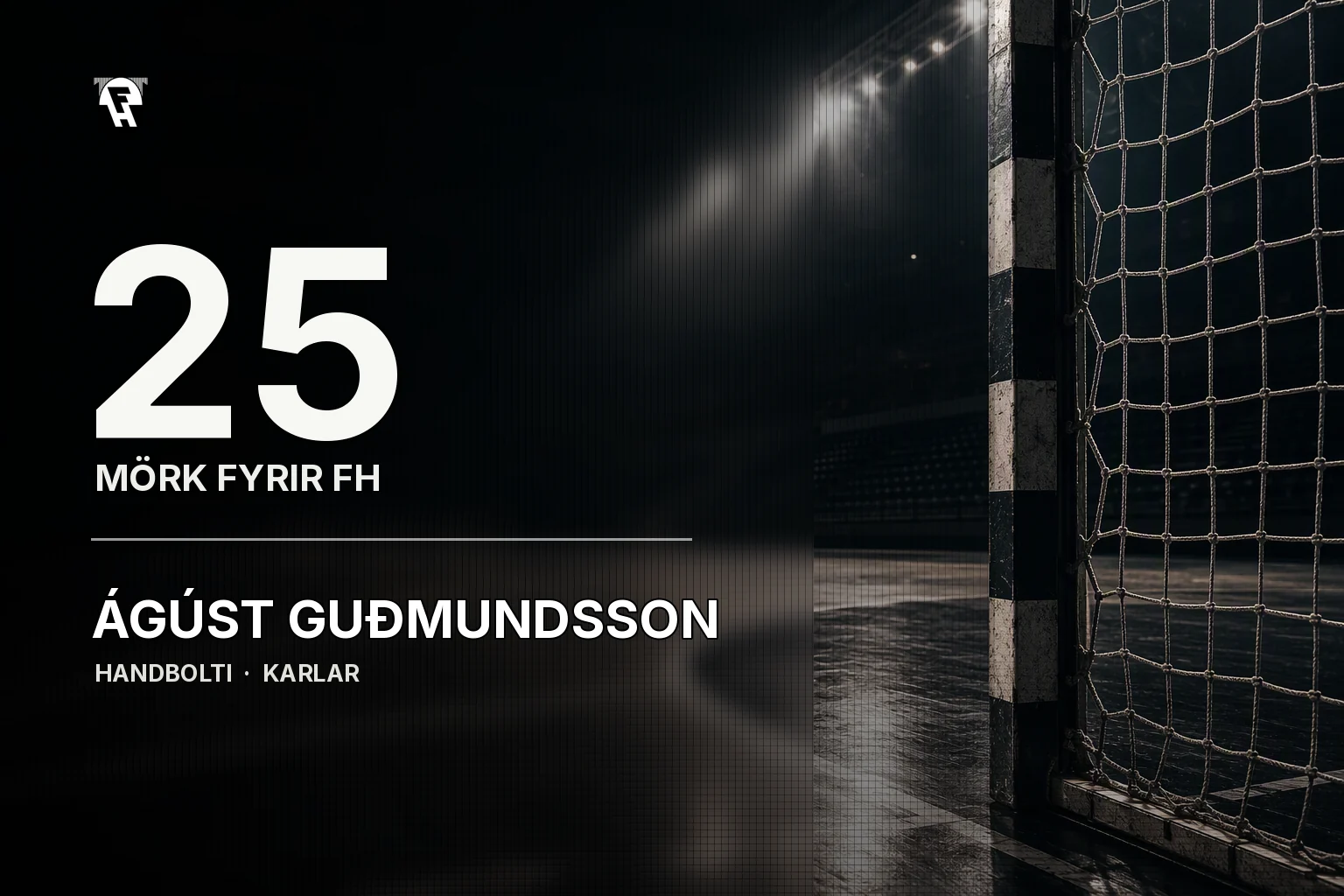 Ágúst Guðmundsson fagnar í FH treyjunni.