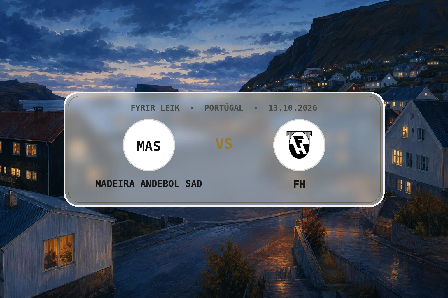 Kvöldsýn yfir portúgalskan strandbæ við Atlantshafið.